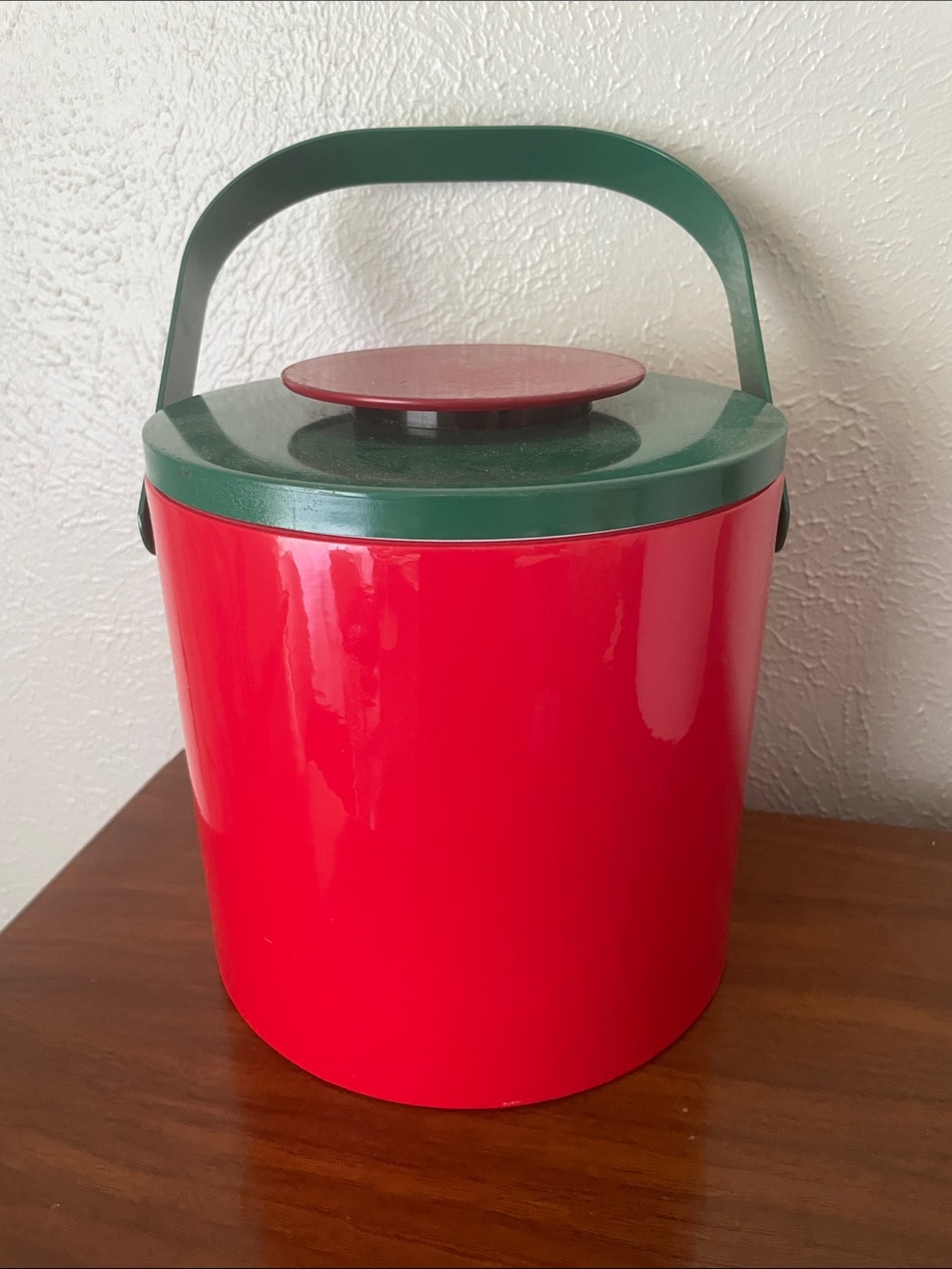 Briard Holiday Red and Green Ice Bucket - Brand